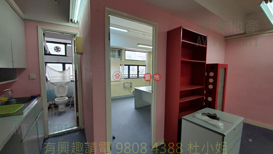 Simple decorated, Negoitable, Office usage, 29-33 Wing Hong Street | Cheung Sha Wan | Hong Kong, Rental HK$ 17,500/ month