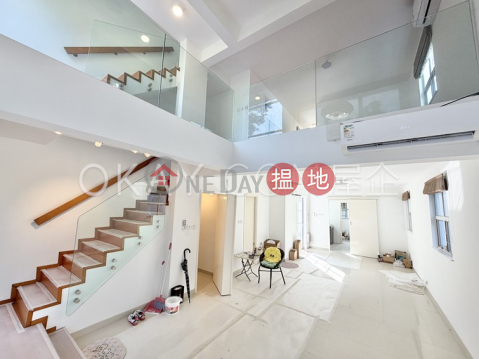 Gorgeous house with rooftop, terrace & balcony | Rental | Hing Keng Shek 慶徑石 _0