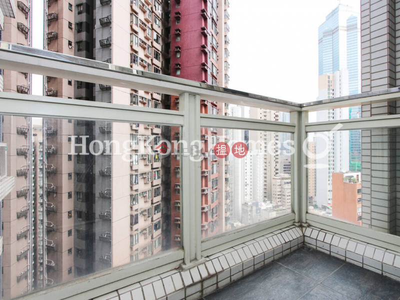 3 Bedroom Family Unit for Rent at Centrestage | 108 Hollywood Road | Central District, Hong Kong | Rental, HK$ 40,000/ month