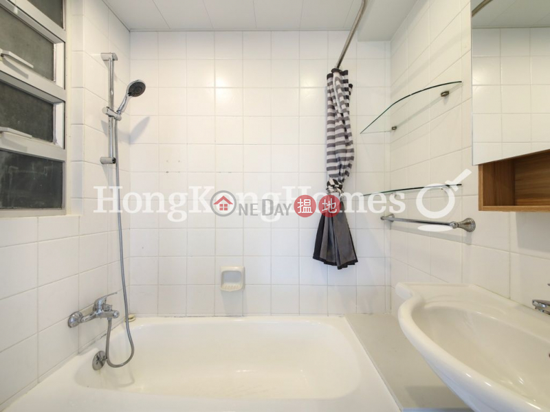 3 Bedroom Family Unit for Rent at Happy Mansion | Happy Mansion 快活大廈 Rental Listings