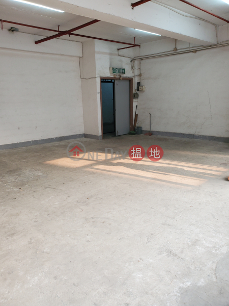 HK$ 13,200/ month Nan Fung Industrial City, Tuen Mun Warehouse office,good rent,good layout,