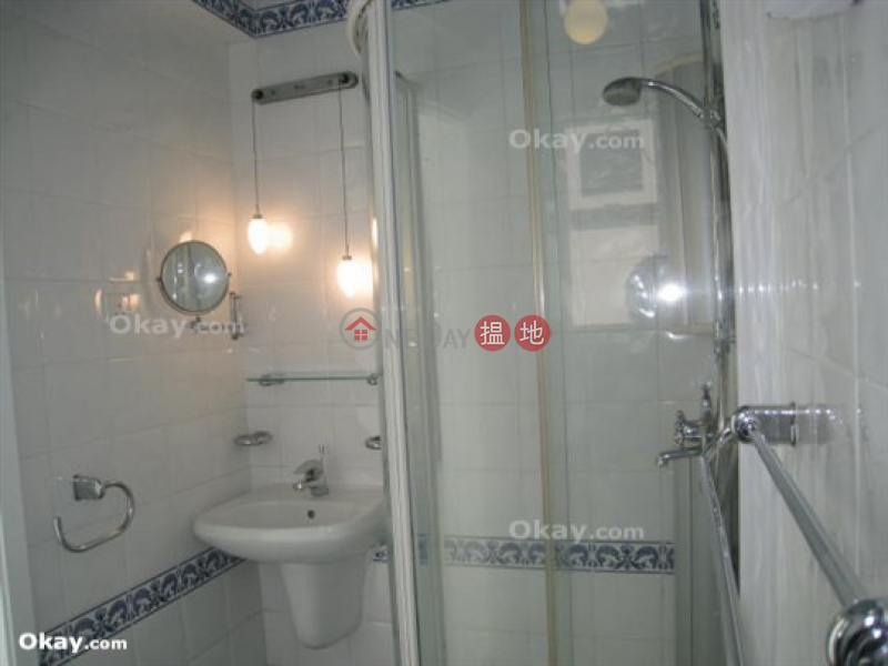 3房2廁,實用率高,連車位,露台環翠園出售單位-4-18僑福道 | 中區香港-出售-HK$ 3,700萬