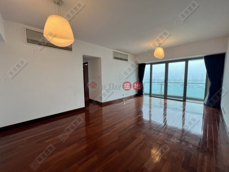Three bedrooms and one apartment in The Harbourside 1 Austin Road West | Yau Tsim Mong, Hong Kong Sales | HK$ 52M