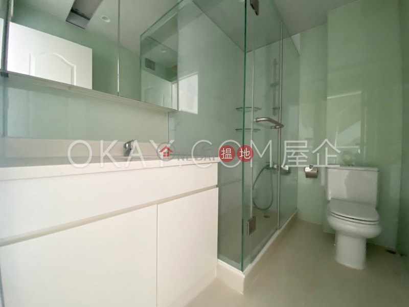 HK$ 100,000/ month | Pinewaver Villas, Southern District Rare house with sea views, rooftop | Rental