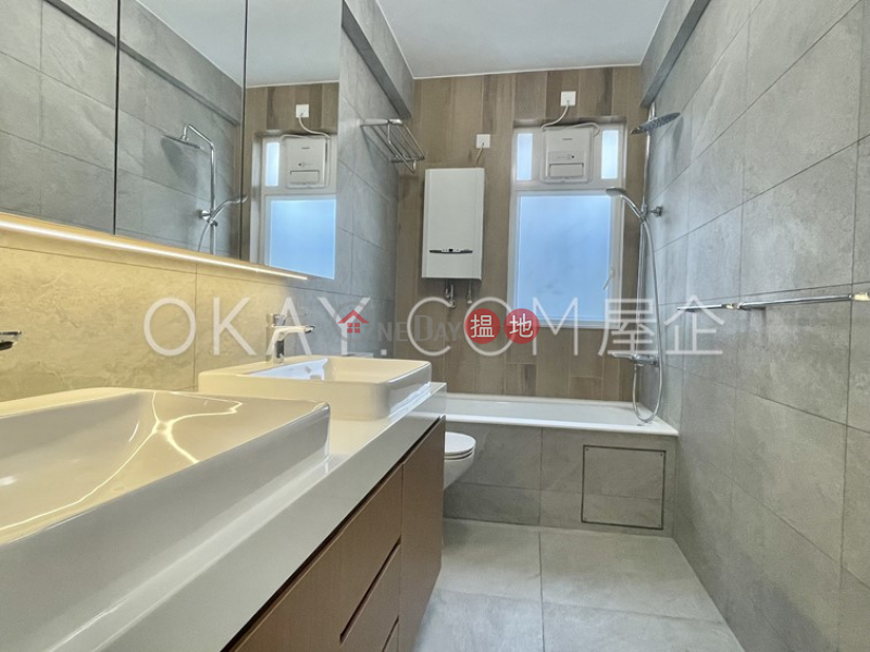 Efficient 4 bedroom with balcony & parking | Rental | 2-28 Scenic Villa Drive | Western District, Hong Kong, Rental | HK$ 95,000/ month
