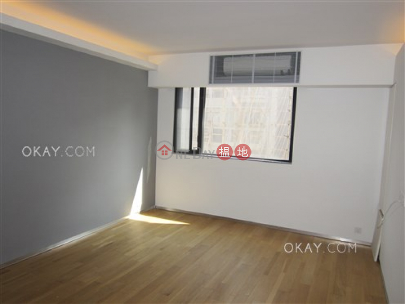 HK$ 45M | Antonia House, Wan Chai District Exquisite 3 bedroom with balcony & parking | For Sale