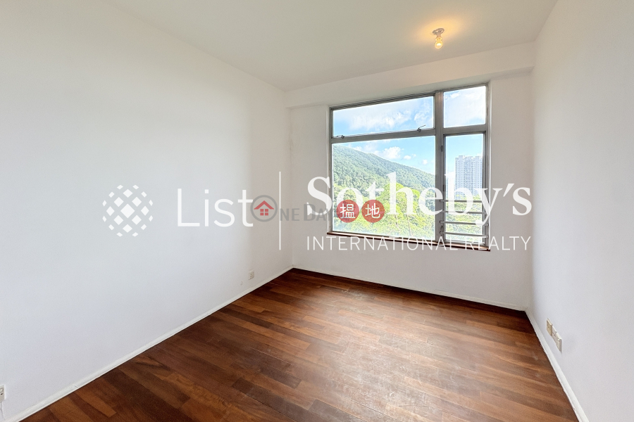 Property for Rent at The Rozlyn with 4 Bedrooms | The Rozlyn The Rozlyn Rental Listings