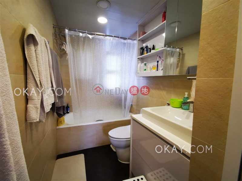 Elegant 3 bedroom on high floor with parking | For Sale | The Fortune Gardens 福澤花園 Sales Listings