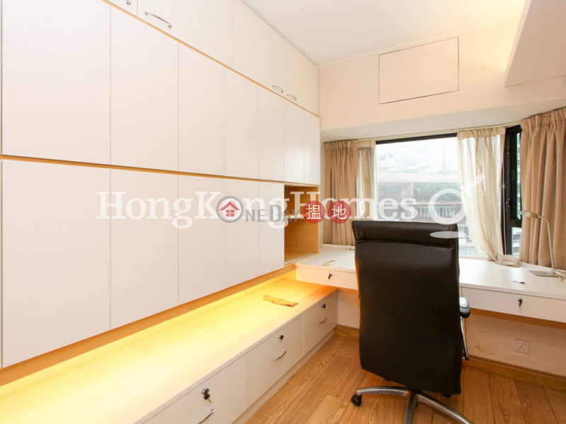 2 Bedroom Unit at Flourish Court | For Sale 30 Conduit Road | Western District, Hong Kong, Sales HK$ 24.5M