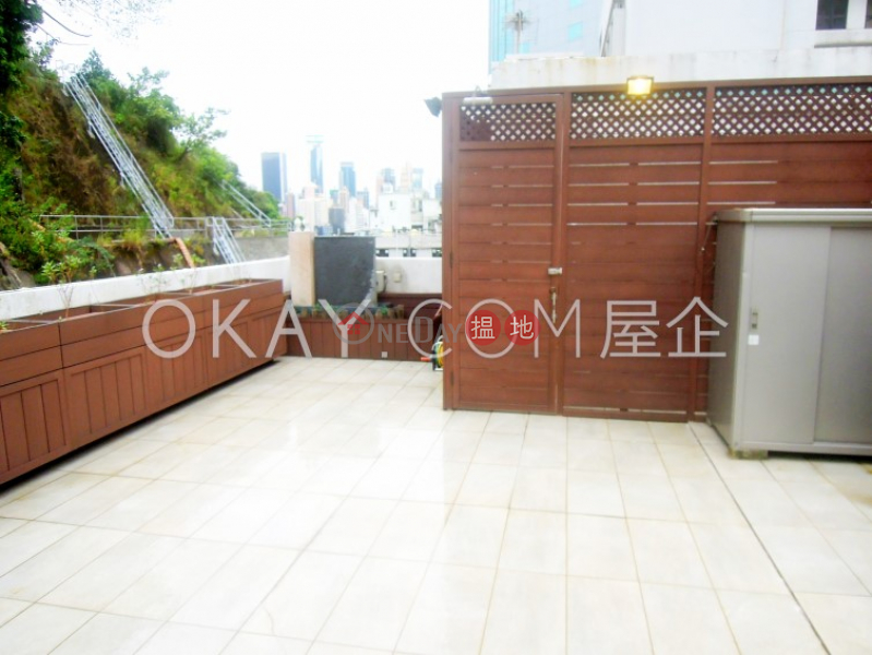 Property Search Hong Kong | OneDay | Residential | Sales Listings Popular 2 bedroom on high floor with rooftop | For Sale