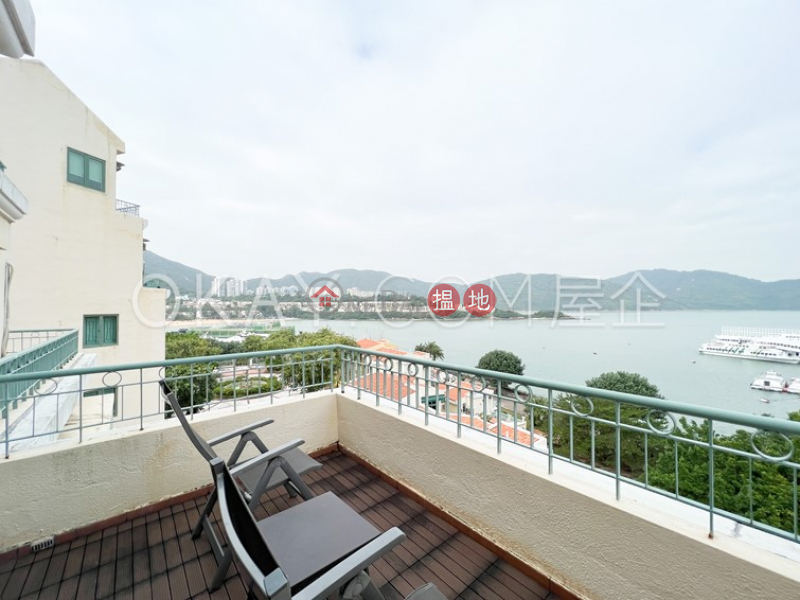 HK$ 45,000/ month Discovery Bay, Phase 8 La Costa, Block 20, Lantau Island | Popular 3 bed on high floor with sea views & terrace | Rental