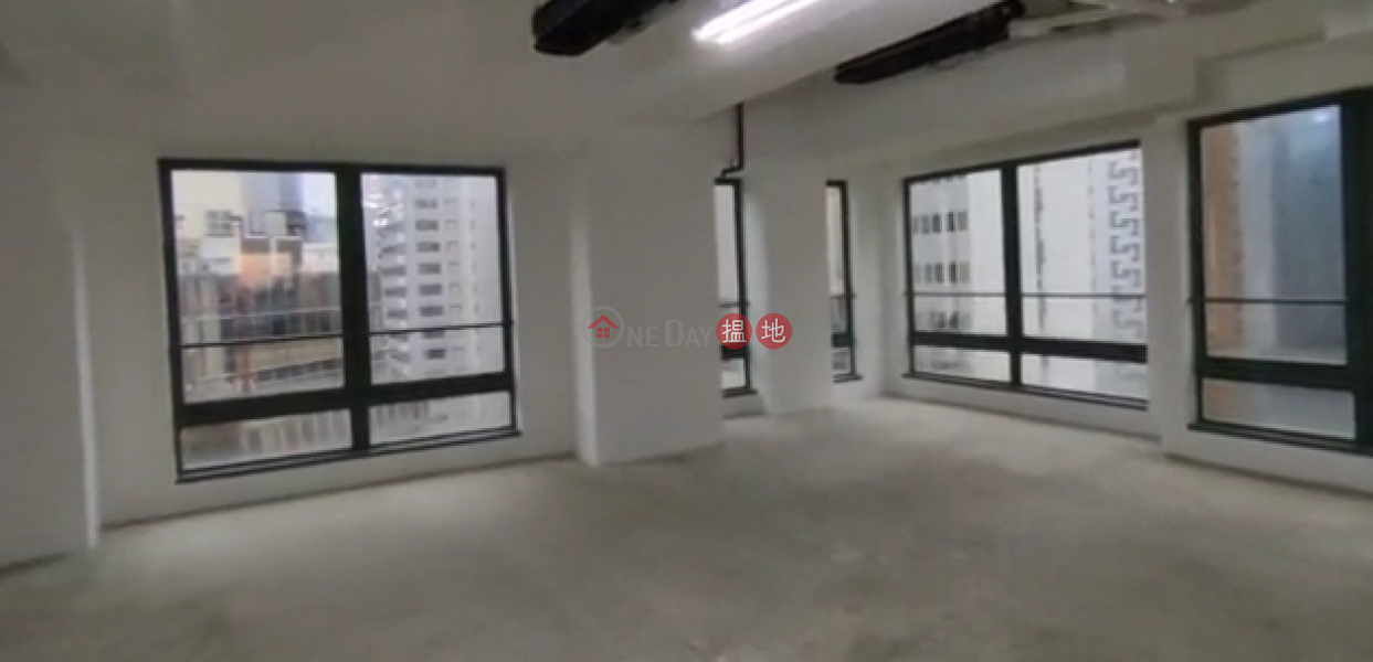 HK$ 46,280/ month | One Capital Place , Wan Chai District | TEL: 98755238