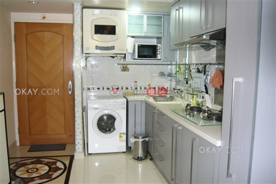 Generous 2 bedroom in Western District | For Sale | Yuk Ming Towers 毓明閣 Sales Listings