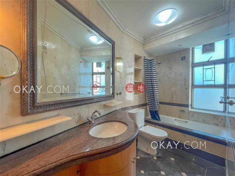 Elegant 3 bedroom with parking | Rental, King\'s Park Villa Block 1 帝庭園1座 Rental Listings | Yau Tsim Mong (OKAY-R391952)