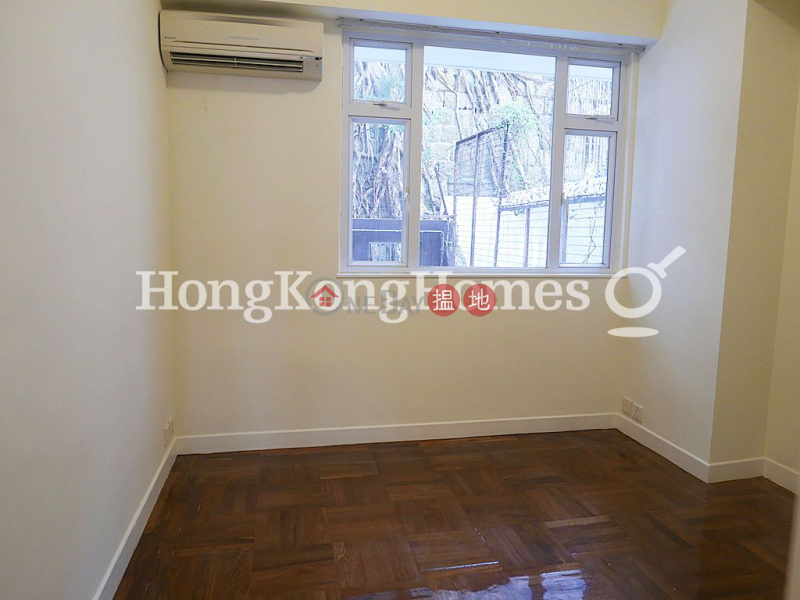 HK$ 12.8M | 28-30 Village Road Wan Chai District 3 Bedroom Family Unit at 28-30 Village Road | For Sale