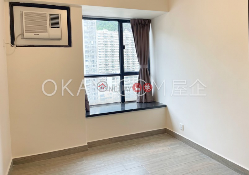 Nicely kept 3 bedroom on high floor with rooftop | For Sale | The Grand Panorama 嘉兆臺 Sales Listings