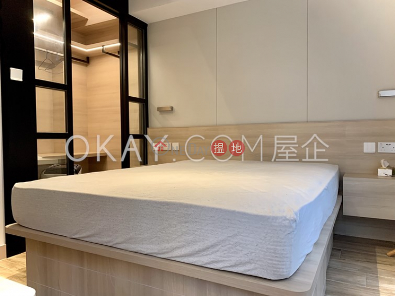 HK$ 30,000/ month | 34-36 Gage Street Central District | Cozy 1 bedroom with rooftop & balcony | Rental