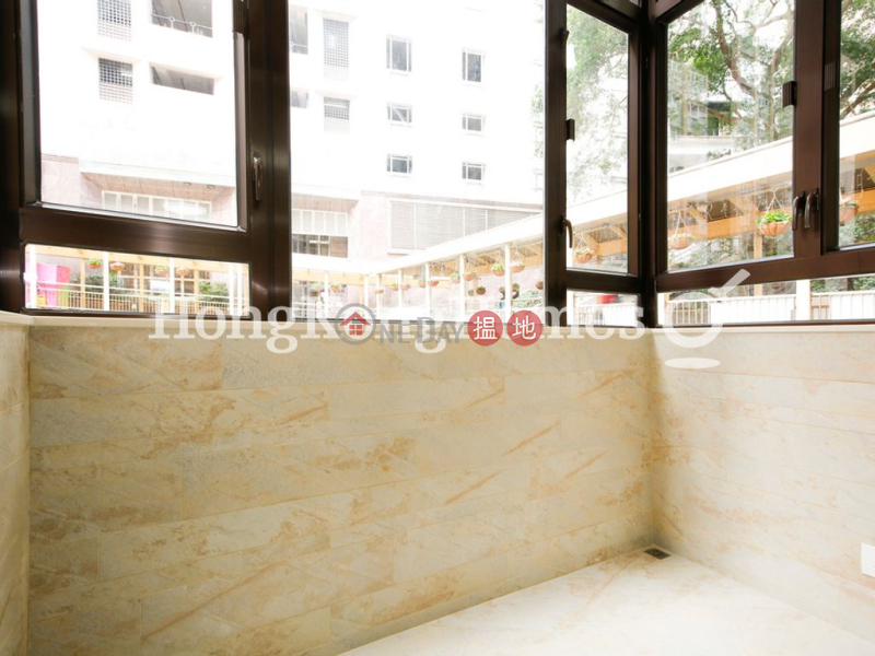3 Bedroom Family Unit for Rent at Wise Mansion 52 Robinson Road | Western District Hong Kong Rental, HK$ 43,500/ month