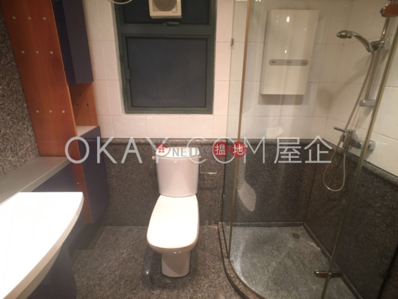 HK$ 60,000/ month, 80 Robinson Road, Western District, Luxurious 3 bed on high floor with harbour views | Rental