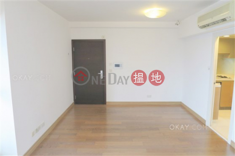 Unique 3 bed on high floor with harbour views & balcony | For Sale | Centrestage 聚賢居 _0