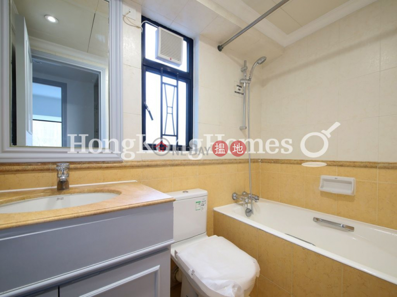 3 Bedroom Family Unit for Rent at 62B Robinson Road | 62B Robinson Road 愛富華庭 Rental Listings