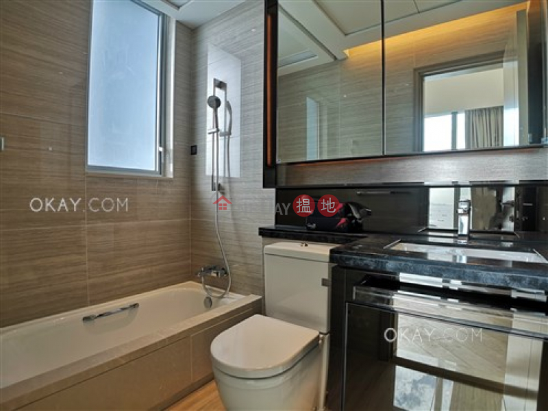 HK$ 30,000/ month, Cullinan West II, Cheung Sha Wan, Intimate 2 bed on high floor with sea views & balcony | Rental