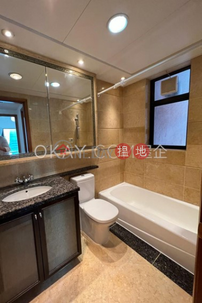 HK$ 30,000/ month, The Arch Star Tower (Tower 2) | Yau Tsim Mong Generous 2 bedroom with sea views | Rental
