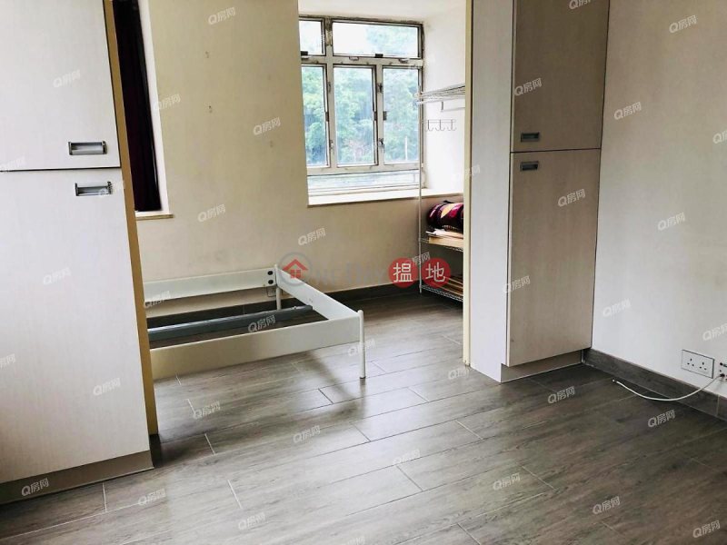 Universal Building | 1 bedroom Mid Floor Flat for Sale, 5-13 New Street | Central District Hong Kong Sales HK$ 5M