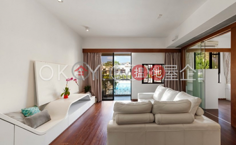 Tasteful 4 bedroom with balcony & parking | For Sale | Greenview Garden 綠怡花園 _0