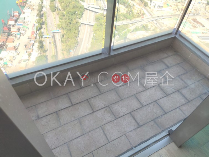 Gorgeous 3 bedroom on high floor with balcony & parking | Rental | Sorrento Phase 2 Block 1 擎天半島2期1座 Rental Listings