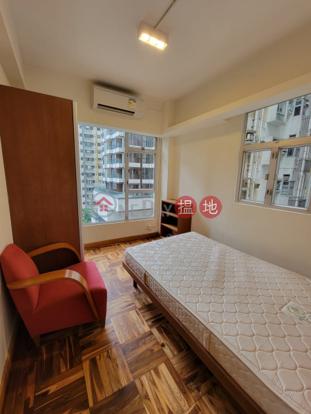 Property Search Hong Kong | OneDay | Residential | Rental Listings Property for Rent at Mosque Junction Street Mid-Levels - Three Bedrooms in Walk-up Building