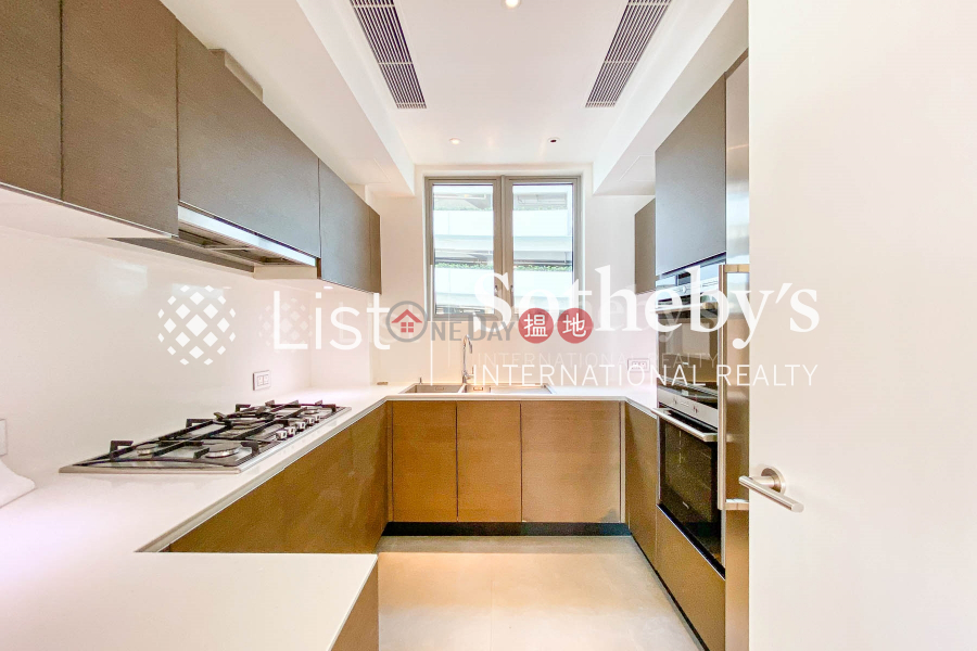 Property for Rent at Block 4 (Nicholson) The Repulse Bay with 3 Bedrooms | Block 4 (Nicholson) The Repulse Bay 影灣園4座 Rental Listings