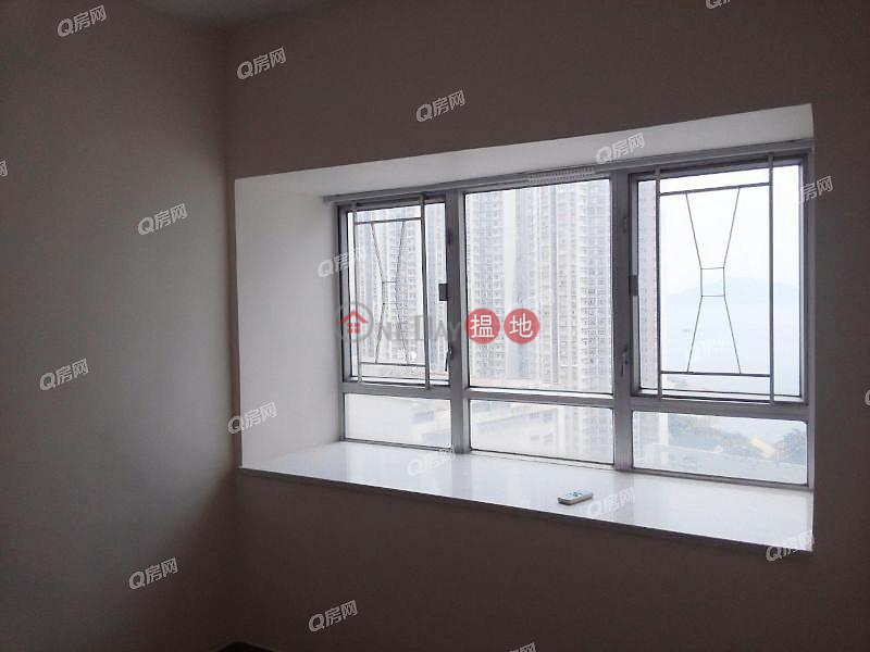 Property Search Hong Kong | OneDay | Residential Rental Listings, South Horizons Phase 1, Hoi Ning Court Block 5 | 2 bedroom Mid Floor Flat for Rent