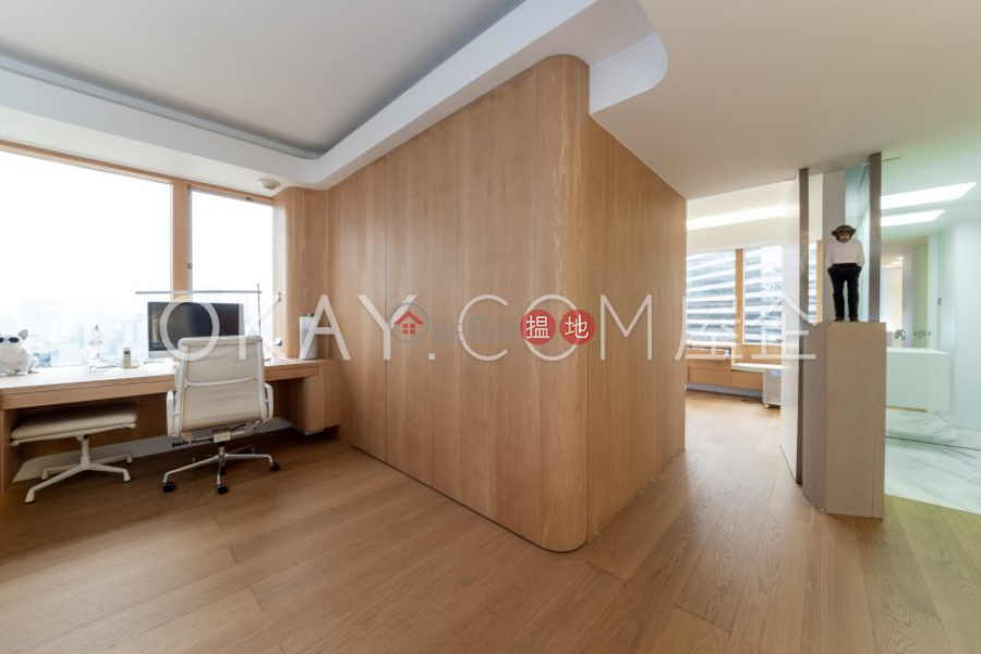 Convention Plaza Apartments High Residential, Sales Listings, HK$ 55M