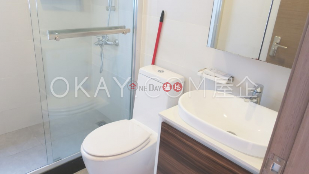 HK$ 43,000/ month, Valiant Park | Western District, Charming 2 bedroom on high floor with parking | Rental