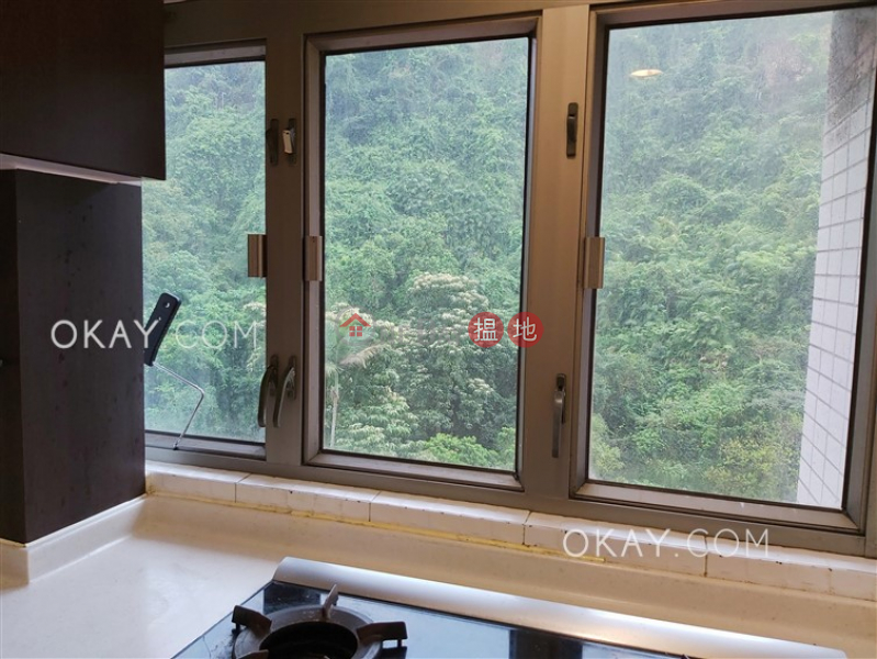 HK$ 18M Block A Grandview Tower, Eastern District Efficient 3 bedroom with parking | For Sale