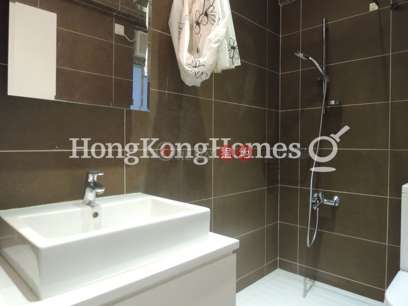 Property Search Hong Kong | OneDay | Residential | Rental Listings | 3 Bedroom Family Unit for Rent at WAH LAI BUILDING