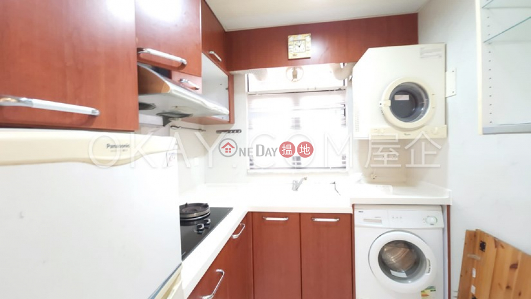 HK$ 38,500/ month | Hawthorn Garden Wan Chai District, Elegant 3 bedroom on high floor with balcony & parking | Rental