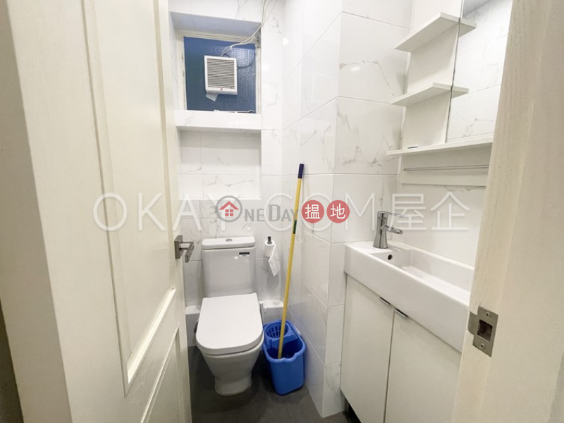 Nicely kept 2 bedroom with parking | Rental, 26-28 Conduit Road | Western District Hong Kong, Rental HK$ 30,000/ month