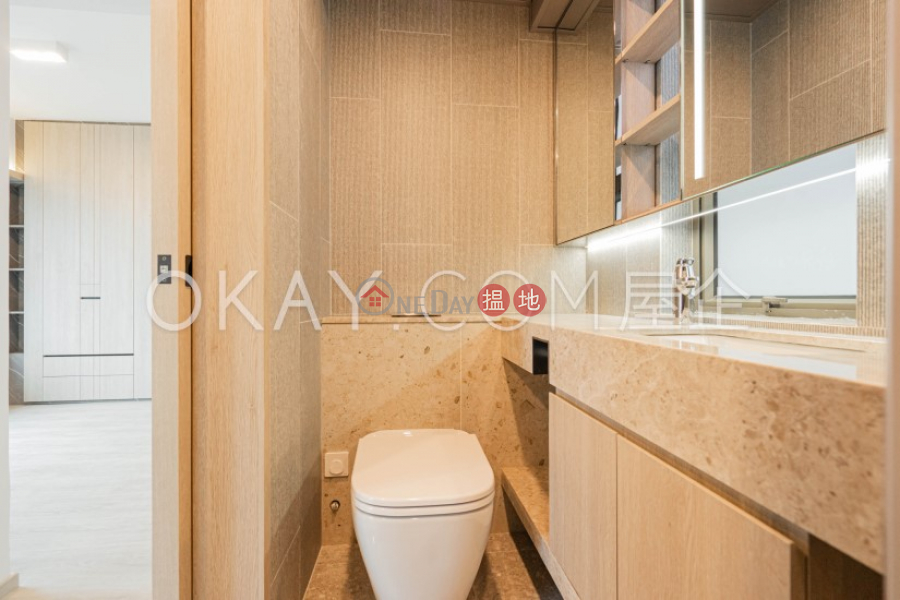 HK$ 28,000/ month | Peach Blossom | Western District Stylish 2 bedroom on high floor | Rental