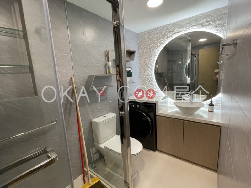 HK$ 35,000/ month | Island Place, Eastern District | Elegant 2 bedroom in North Point | Rental