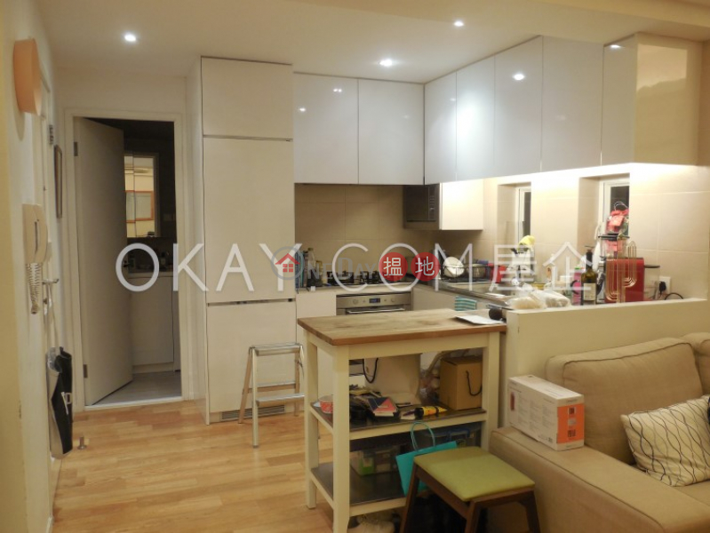 HK$ 9M, Winner Building | Wan Chai District | Intimate 2 bedroom in Happy Valley | For Sale
