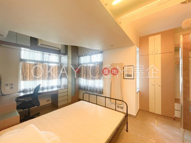 HK$ 28,000/ month, Marco Polo Mansion Wan Chai District Generous 2 bedroom in Causeway Bay | Rental