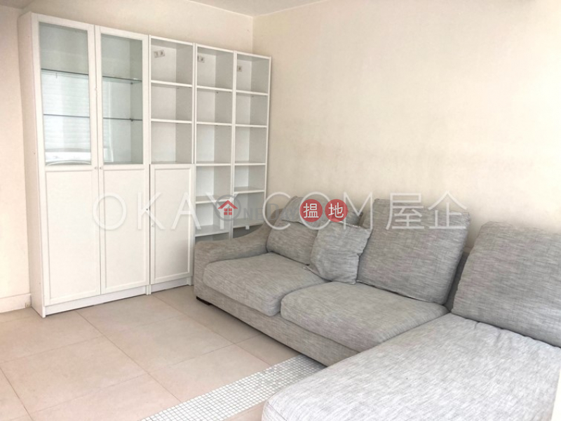 HK$ 55,000/ month 48 Sheung Sze Wan Village | Sai Kung Nicely kept house with sea views, balcony | Rental