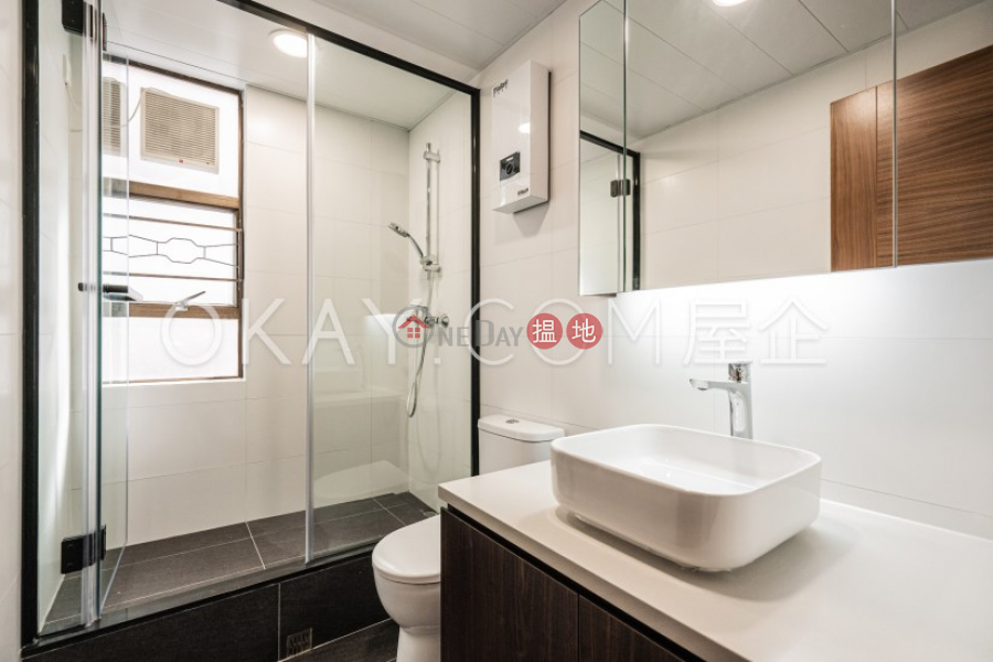 Property Search Hong Kong | OneDay | Residential | Rental Listings, Luxurious 3 bedroom in Tin Hau | Rental