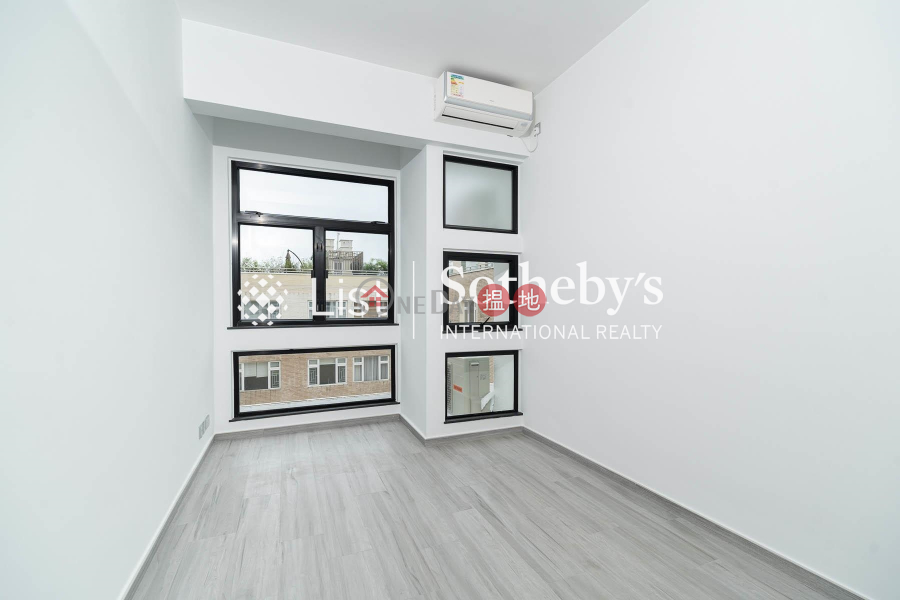 Property for Rent at Bisney Gardens with more than 4 Bedrooms | Bisney Gardens 碧荔花園 Rental Listings