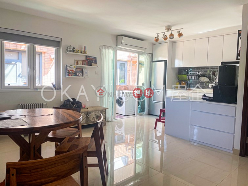 Property Search Hong Kong | OneDay | Residential Rental Listings Lovely house on high floor with rooftop & balcony | Rental