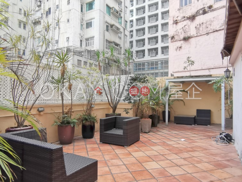 Nicely kept 1 bedroom with terrace | Rental | Sunrise House 新陞大樓 Rental Listings