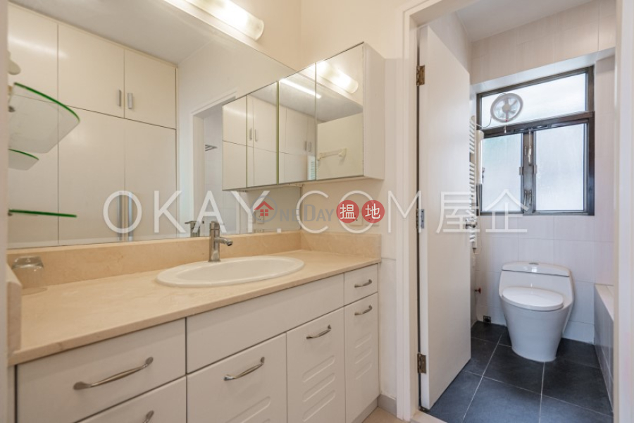 Lovely house with sea views, rooftop & terrace | Rental | The Riviera 滿湖花園 Rental Listings
