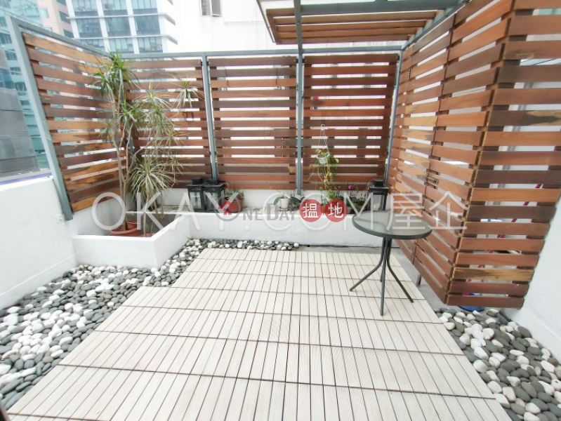 Unique 1 bedroom with terrace | Rental, Golden Coronation Building 金冠大廈 Rental Listings | Wan Chai District (OKAY-R175344)